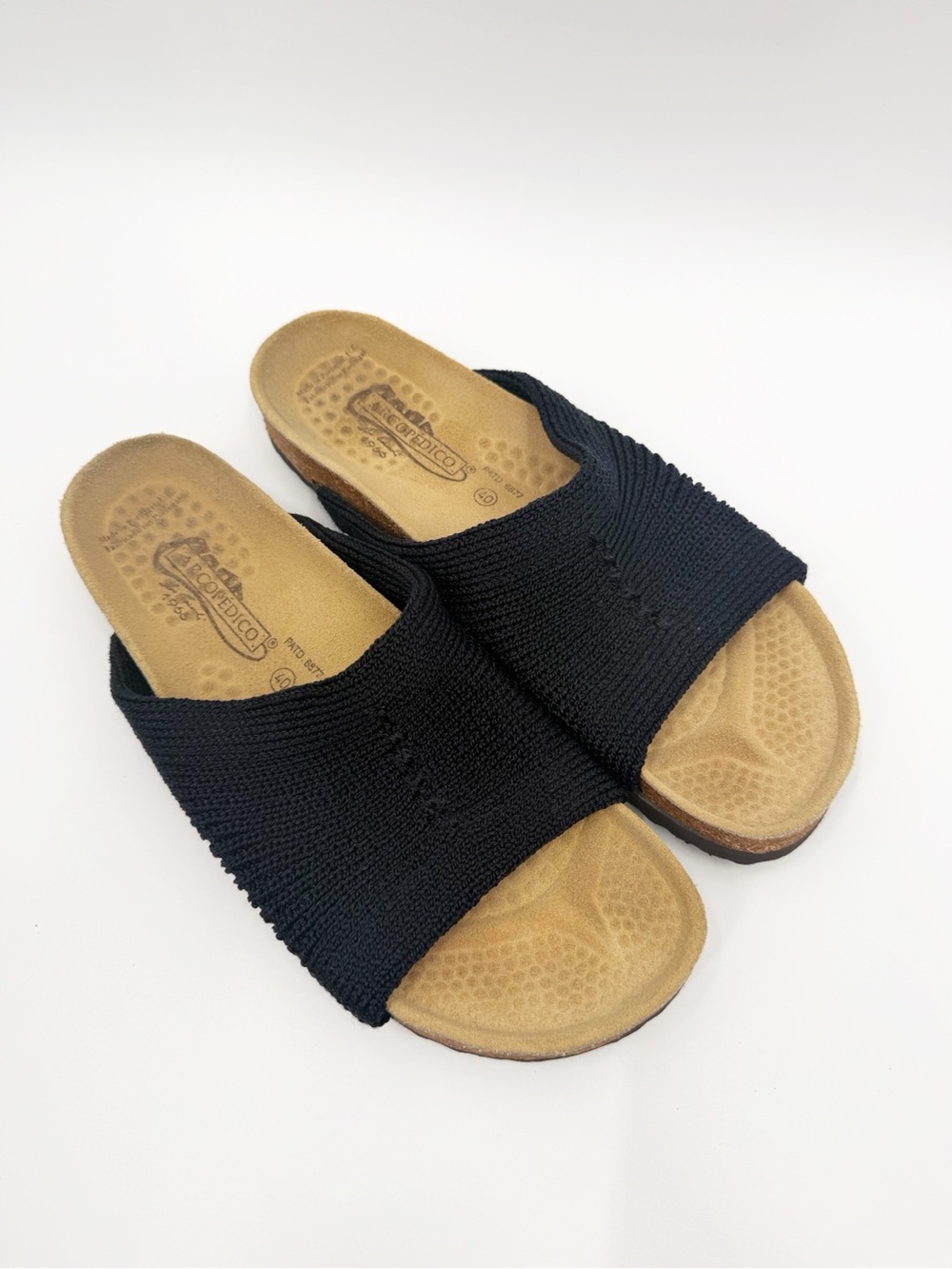 Arcopedico NEW Black Knit Sandals